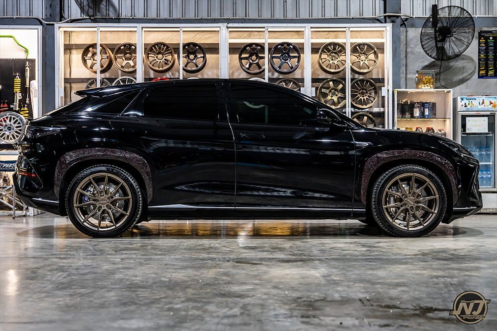 BYD Sealion 07 с тормозами SAVANINI