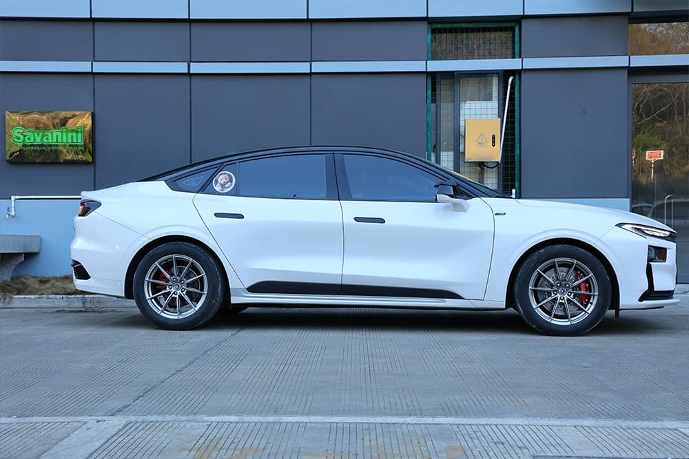 Ford Mondeo с тормозами SAVANINI