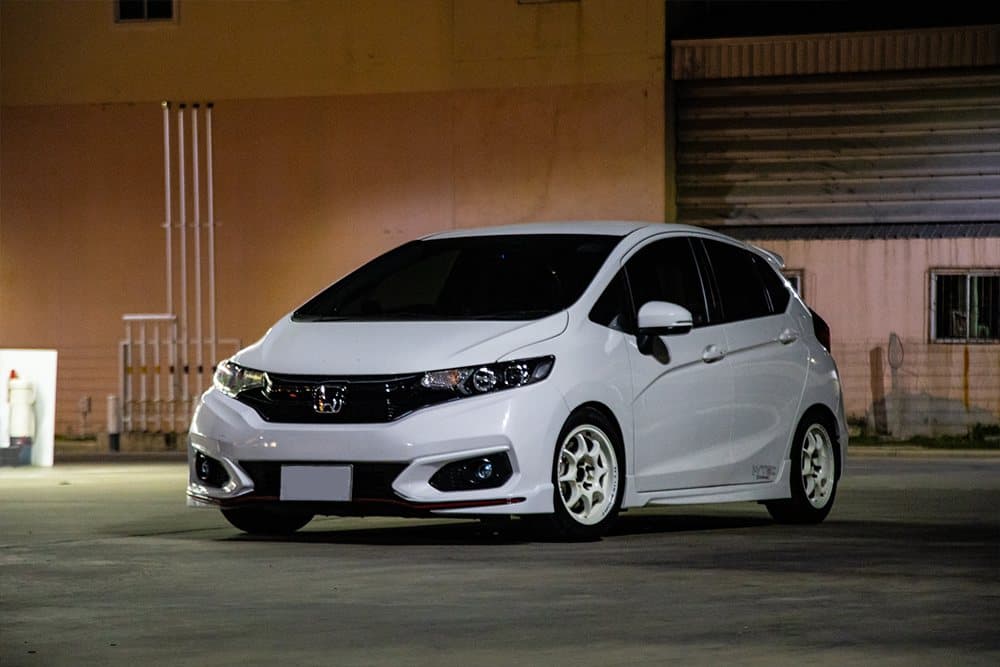 Honda Fit (GK5) с тормозами SAVANINI