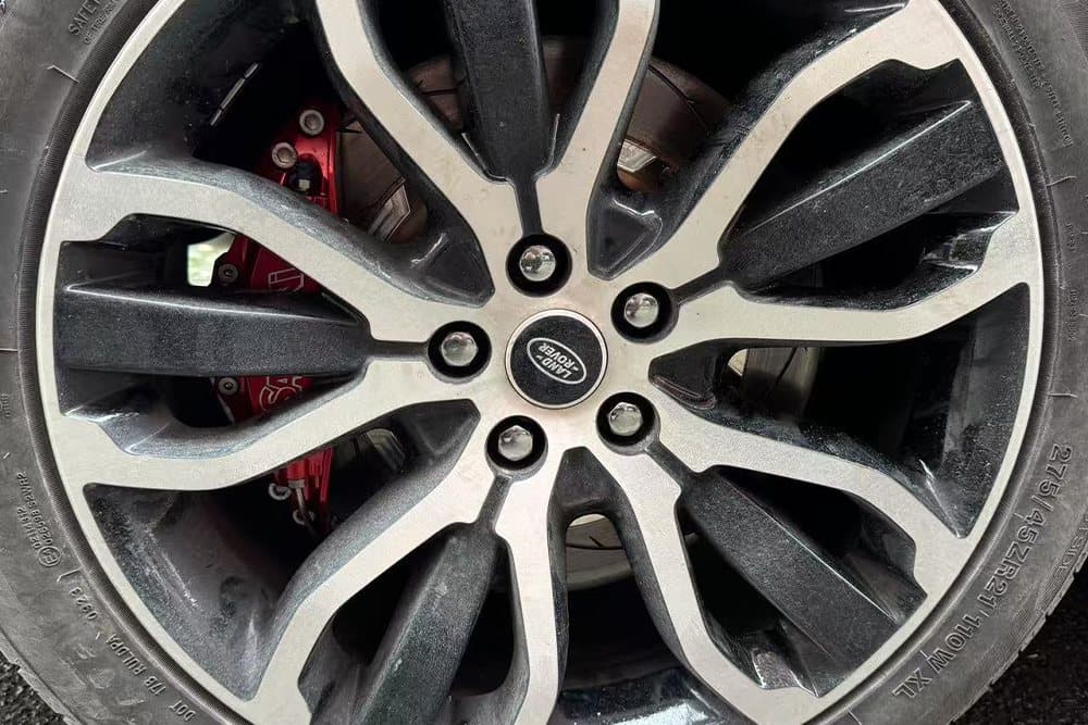 Land Rover Range Rover Sport с тормозами SAVANINI