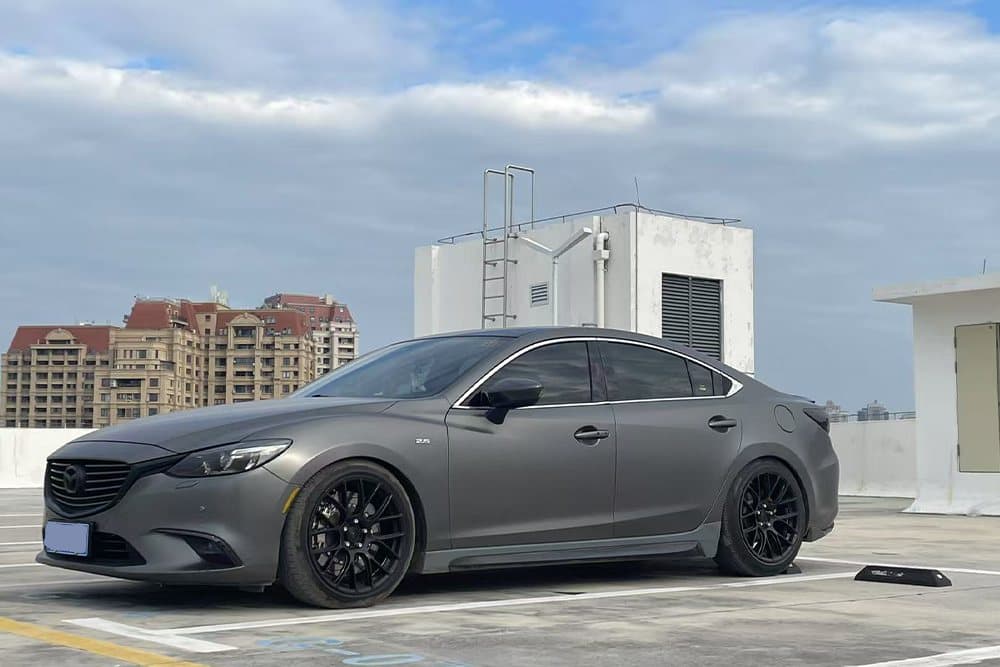 Mazda 6 (Atenza) с тормозами SAVANINI