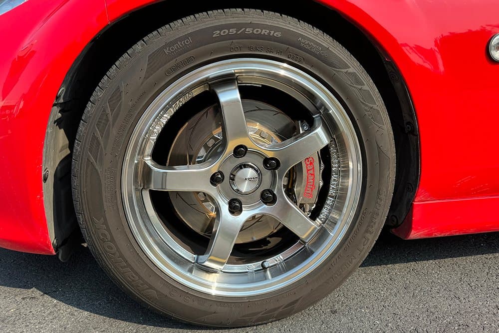 Mazda MX-5 с тормозами SAVANINI