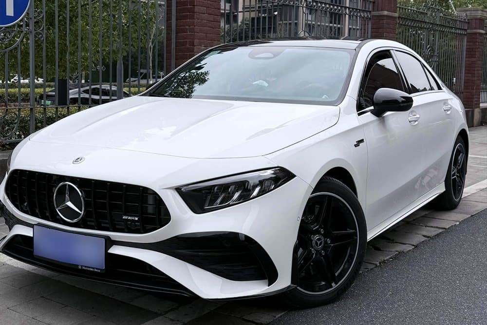 Mercedes-Benz A-класс с тормозами SAVANINI
