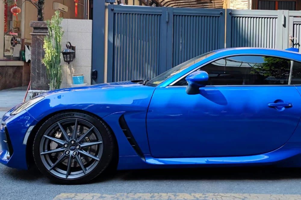 Subaru BRZ с тормозами SAVANINI