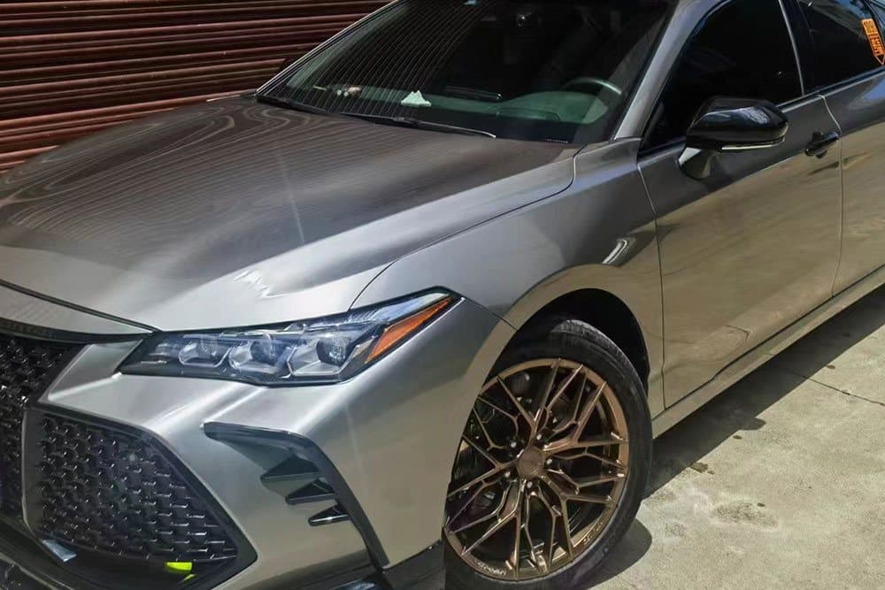 Toyota Avalon с тормозами SAVANINI