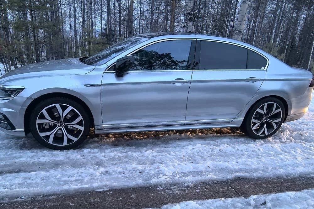 Volkswagen Magotan с тормозами SAVANINI